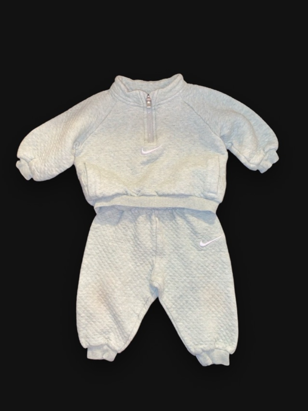 Nike 2 Pc Outfit - Picture 2 of 9